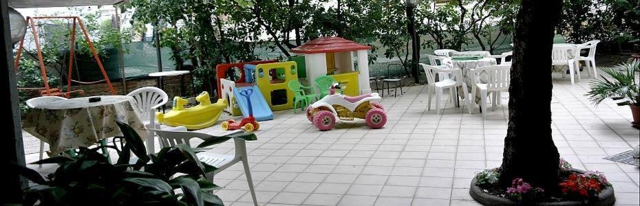 Hotel Villa Del Prato Cucina Romagnola E Possibilita Pacchetto Spiaggia Bellariva Di Rimini Εξωτερικό φωτογραφία